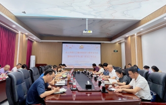 我校党委举办树立和践行正确政绩观学习教育读书班暨理论学习中心组（扩大）学习会